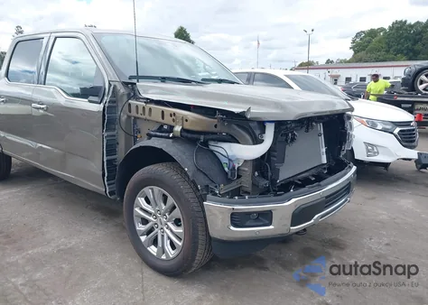 2025 Ford F-150 Lariat z USA, uszkodzony, nr VIN 1FTFW5L51SFA23817